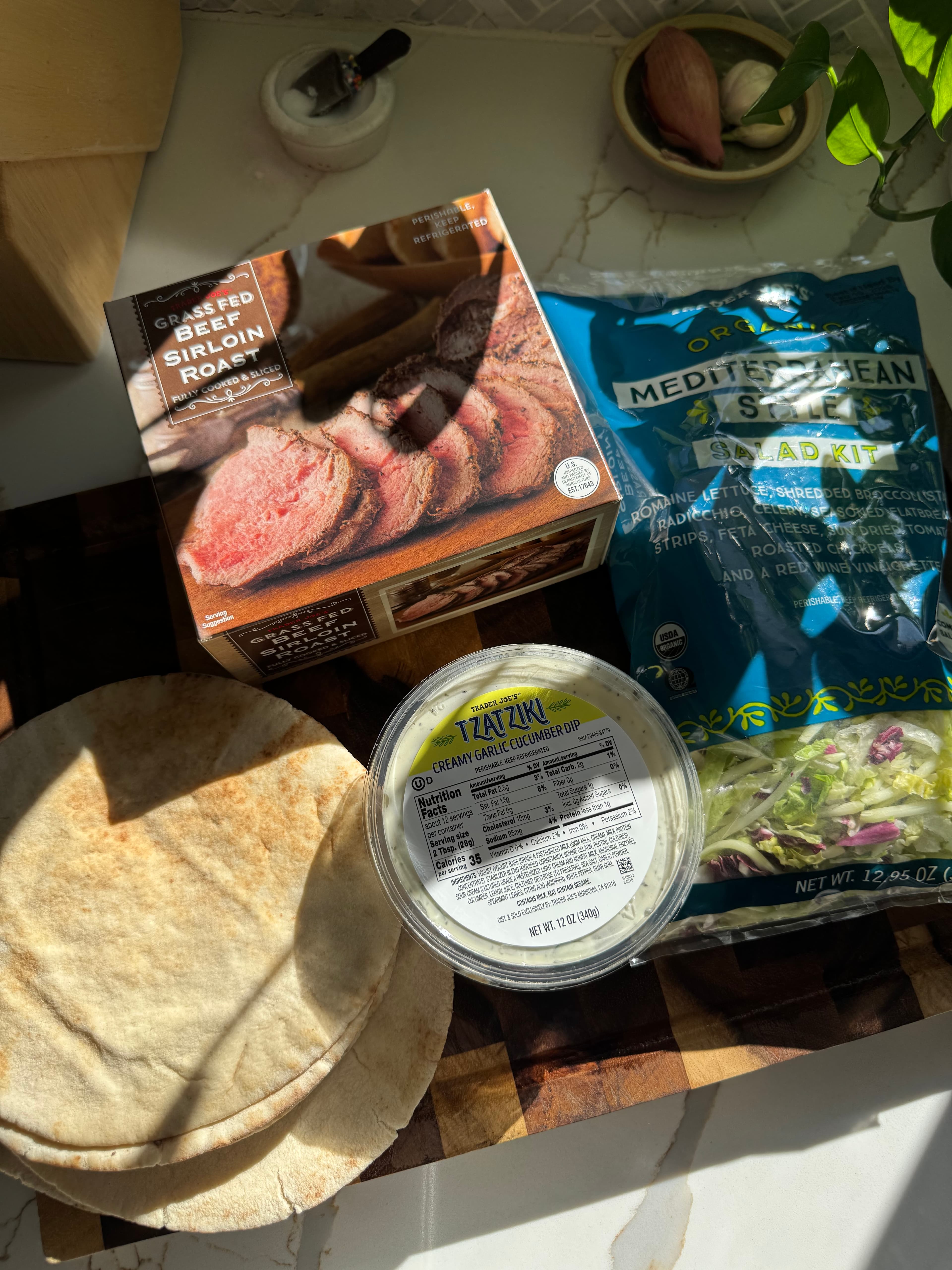Trader Joe’s Sirloin Salad Pitas 🫓👩🏼🍳