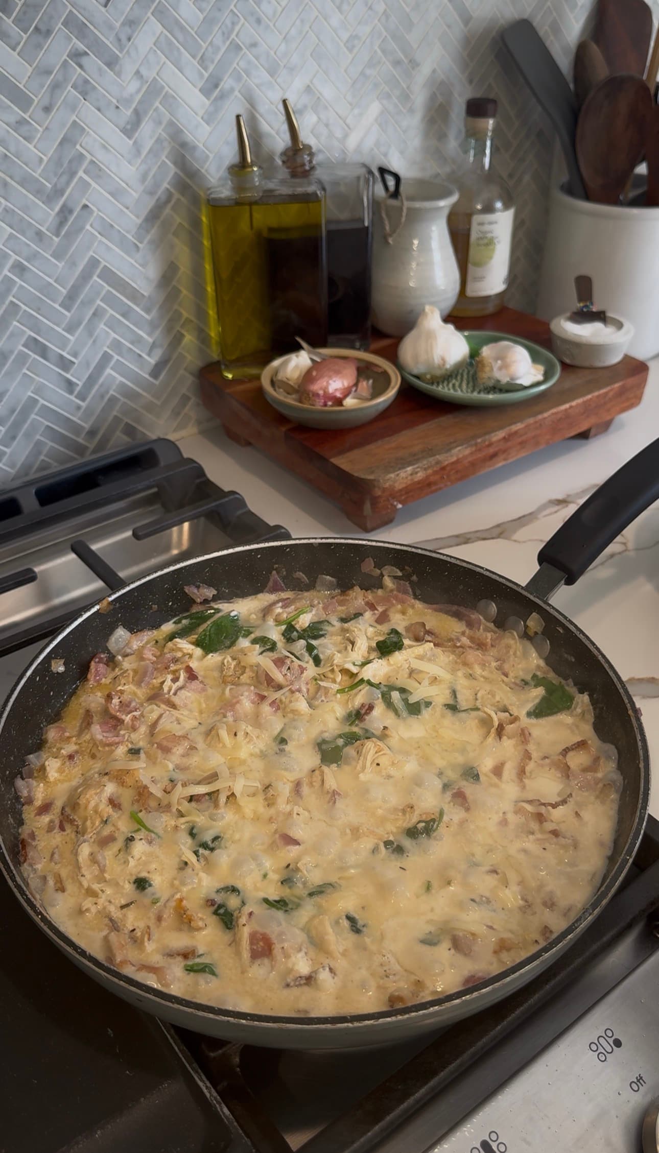 Bacon and Chicken Spinach Skillet