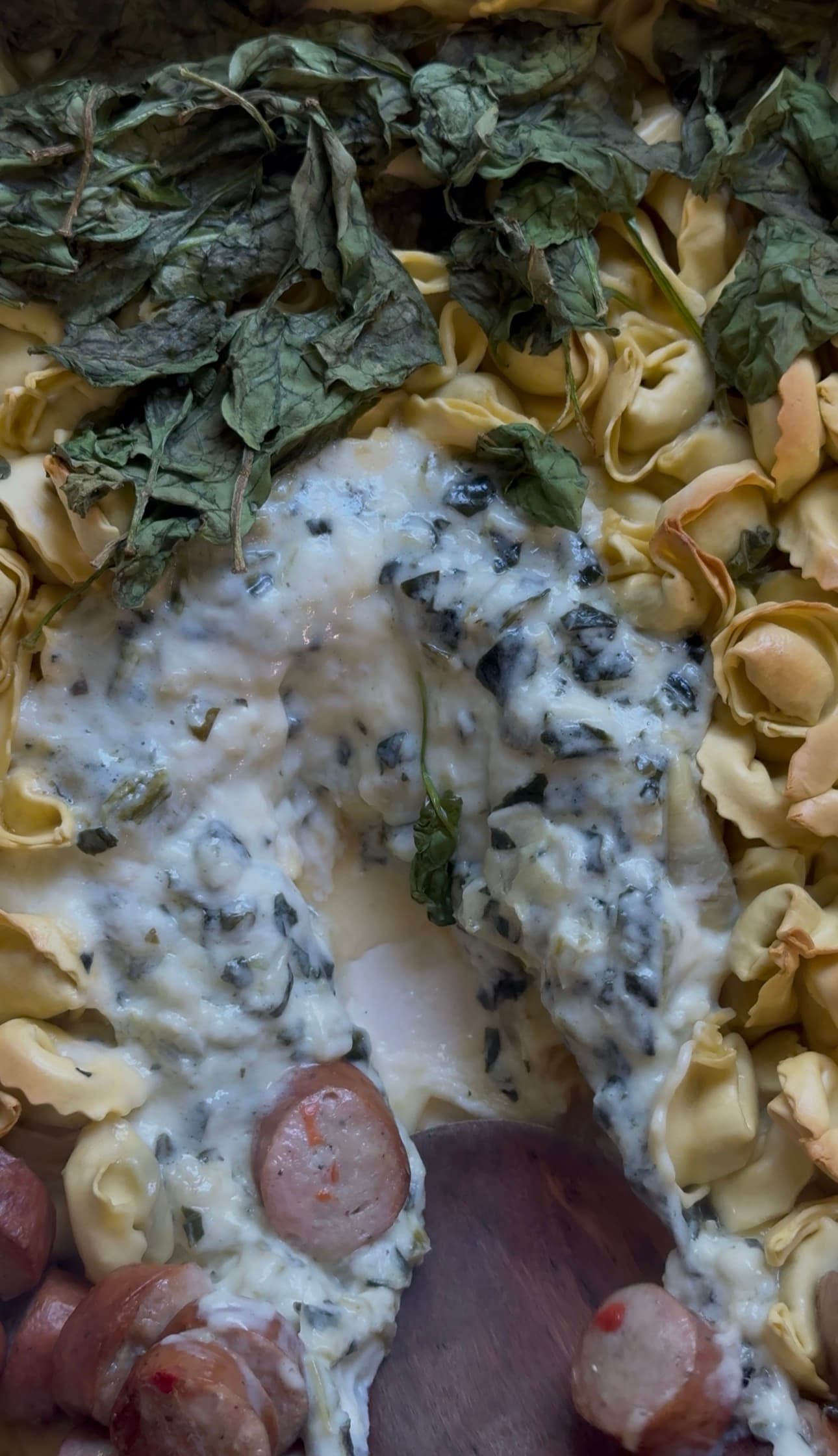 Creamy Tortellini Spinach and Artichoke bake